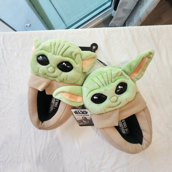 STAR WARS The Mandalorian, Grogu Baby Yoda Slipper Full Body, Kids Size 13/1 NIB - Picture 8 of 12